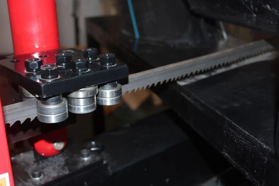 info-1-1 800mm Multi-angle Band Saw Machine